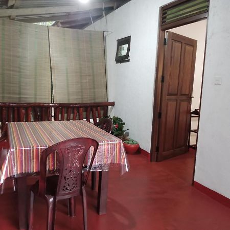 Nethanya Homestay Ела Екстериор снимка