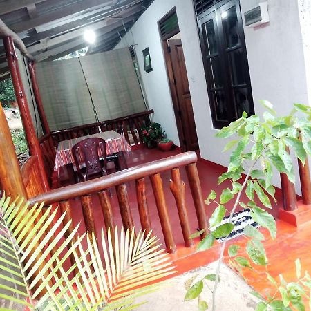 Nethanya Homestay Ела Екстериор снимка
