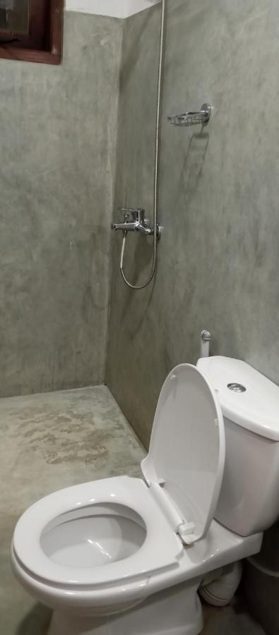Nethanya Homestay Ела Екстериор снимка