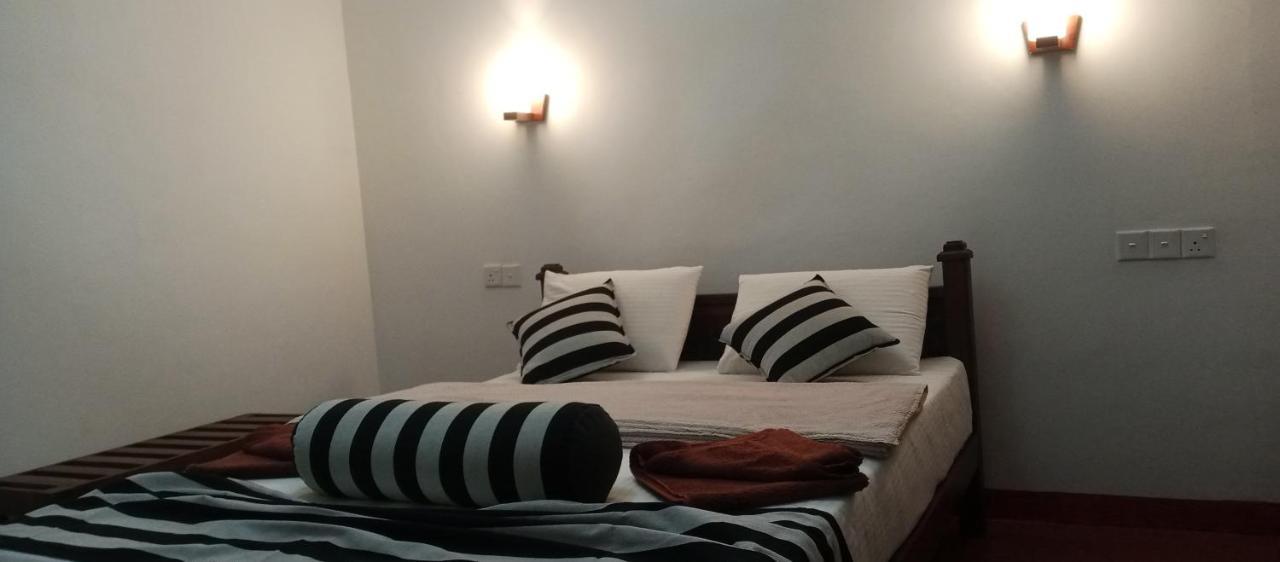 Nethanya Homestay Ела Екстериор снимка