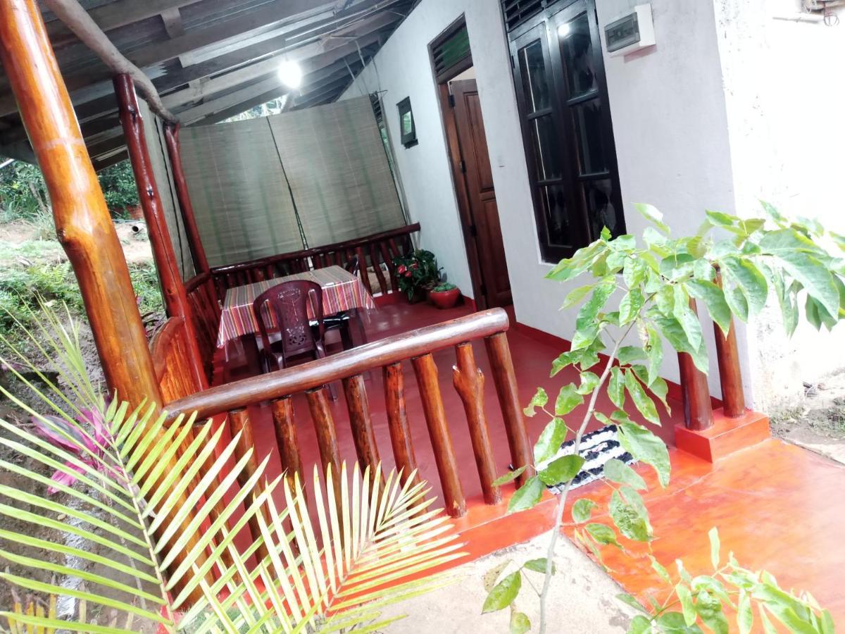 Nethanya Homestay Ела Екстериор снимка
