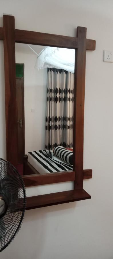 Nethanya Homestay Ела Екстериор снимка
